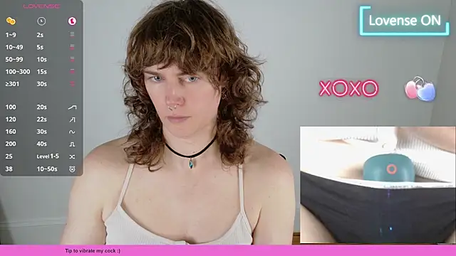 Snapshot of tsellieryder chatting on April 2026 11:03:01 PM tsellieryder online show from April 2026 11:03:01 PM