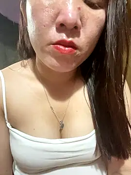 Snapshot of Luna-ass chatting on November 2025 12:55:01 AM Luna-ass online show from November 2025 12:55:01 AM