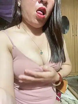 Snapshot of Luna-ass chatting on November 2025 01:22:01 PM Luna-ass online show from November 2025 01:22:01 PM