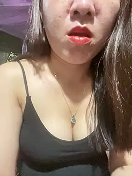 Snapshot of Luna-ass chatting on November 2025 12:10:01 AM Luna-ass online show from November 2025 12:10:01 AM