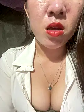 Snapshot of Luna-ass chatting on November 2025 12:16:02 PM Luna-ass online show from November 2025 12:16:02 PM