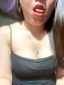 Snapshot of Luna-ass chatting on November 2025 12:37:02 PM Luna-ass online show from November 2025 12:37:02 PM