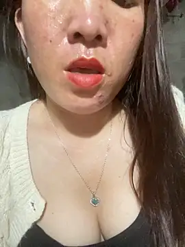 Snapshot of Luna-ass chatting on December 2025 12:58:02 PM Luna-ass online show from December 2025 12:58:02 PM