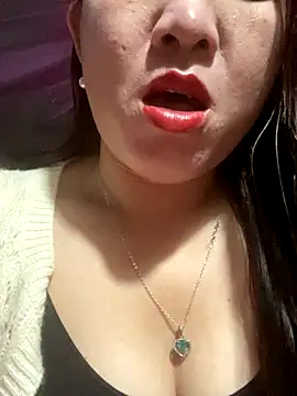 Snapshot of Luna-ass chatting on December 2025 11:43:01 PM Luna-ass online show from December 2025 11:43:01 PM