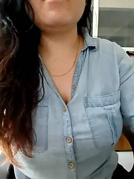 Snapshot of sassy_aly007 chatting on September 2025 11:34:02 AM sassy aly007 online show from September 2025 11:34:02 AM