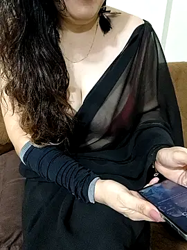 Snapshot of sassy_aly007 chatting on October 2025 05:44:02 PM sassy aly007 online show from October 2025 05:44:02 PM