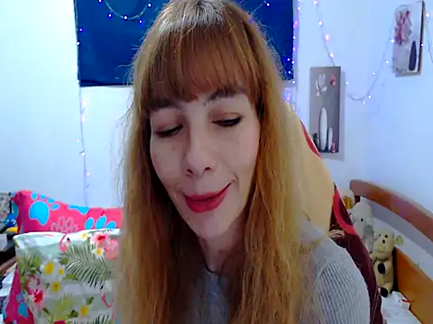 Snapshot of seraphinewhite chatting on April 2026 11:30:02 AM seraphinewhite online show from April 2026 11:30:02 AM