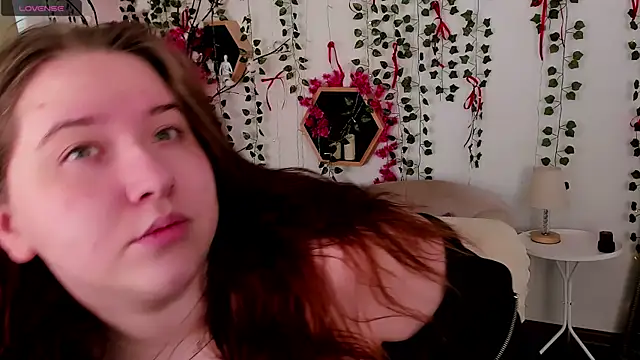 Selena Muse online show from April 2026 01:39:01 PM