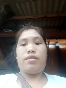 Luyen004 online show from October 2025 08:09:02 AM