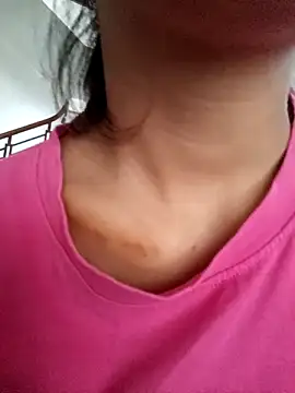 Snapshot of Na_xx chatting on September 2025 12:58:02 AM Na xx online show from September 2025 12:58:02 AM