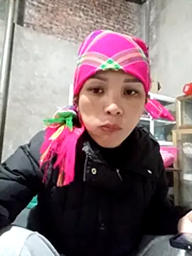 Snapshot of Na_xx chatting on November 2025 12:00:01 AM Na xx online show from November 2025 12:00:01 AM