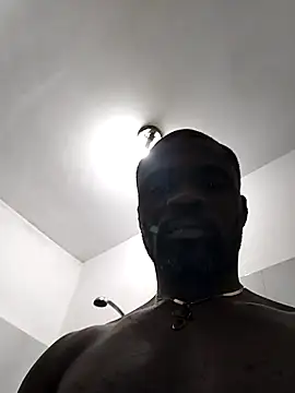 Kwasi-a online show from October 2025 04:06:02 PM