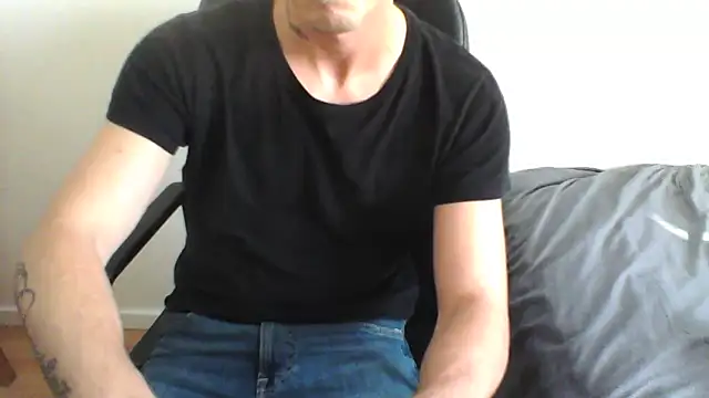 Snapshot of Tstreck1 chatting on September 2025 12:49:02 PM Tstreck1 online show from September 2025 12:49:02 PM