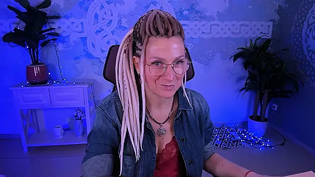 Snapshot of UmaSpace chatting on March 2026 05:02:02 AM UmaSpace online show from March 2026 05:02:02 AM