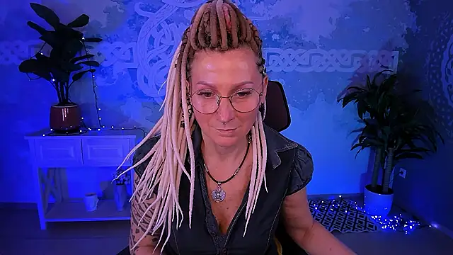 Snapshot of UmaSpace chatting on March 2026 08:19:01 AM UmaSpace online show from March 2026 08:19:01 AM