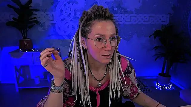 Snapshot of UmaSpace chatting on April 2026 05:23:01 AM UmaSpace online show from April 2026 05:23:01 AM