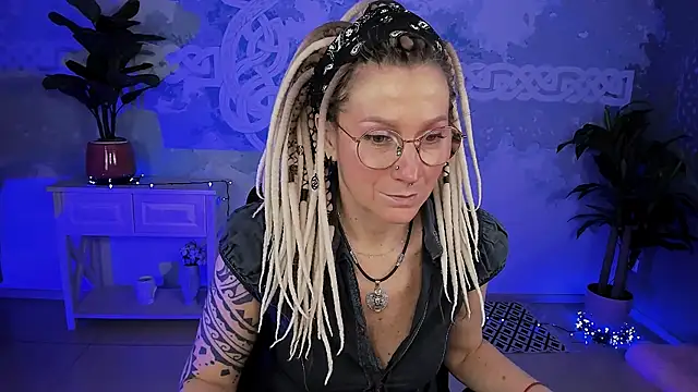 Snapshot of UmaSpace chatting on April 2026 05:23:01 AM UmaSpace online show from April 2026 05:23:01 AM