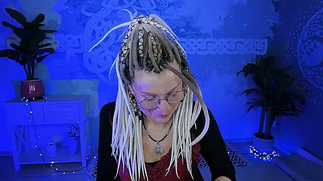 Snapshot of UmaSpace chatting on April 2026 05:07:01 AM UmaSpace online show from April 2026 05:07:01 AM