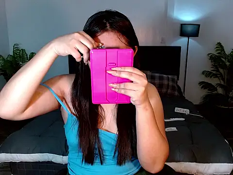 Nikki Karishma online show from February 2026 11:24:01 AM