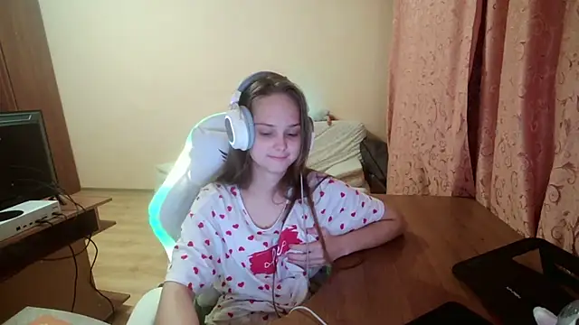 Snapshot of SharybbFace chatting on September 2025 04:11:01 PM SharybbFace online show from September 2025 04:11:01 PM