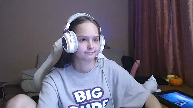 Snapshot of SharybbFace chatting on October 2025 03:08:02 PM SharybbFace online show from October 2025 03:08:02 PM