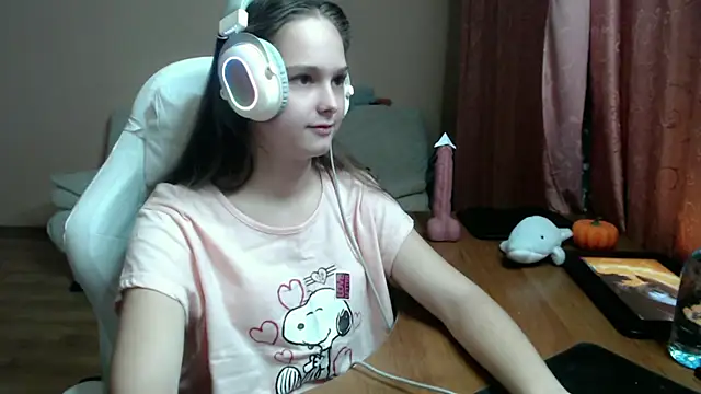 Snapshot of SharybbFace chatting on October 2025 03:11:02 PM SharybbFace online show from October 2025 03:11:02 PM