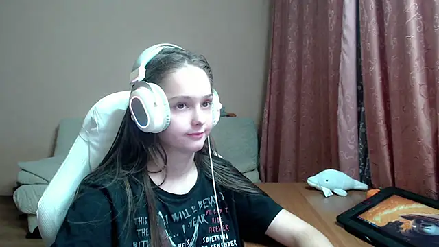 Snapshot of SharybbFace chatting on October 2025 03:13:01 PM SharybbFace online show from October 2025 03:13:01 PM