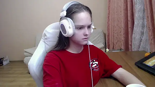 Snapshot of SharybbFace chatting on October 2025 03:24:01 PM SharybbFace online show from October 2025 03:24:01 PM