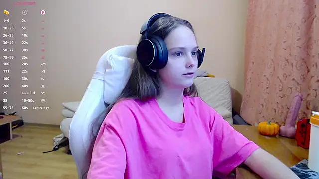 Snapshot of SharybbFace chatting on November 2025 03:14:02 PM SharybbFace online show from November 2025 03:14:02 PM