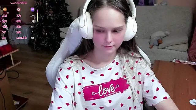 Snapshot of SharybbFace chatting on November 2025 04:07:01 PM SharybbFace online show from November 2025 04:07:01 PM