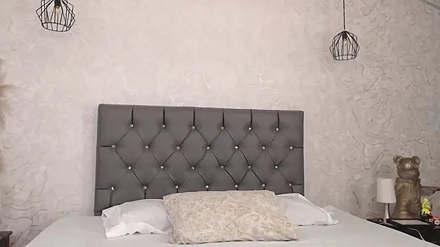 Sabriinaa Foxx online show from March 2026 12:09:01 PM