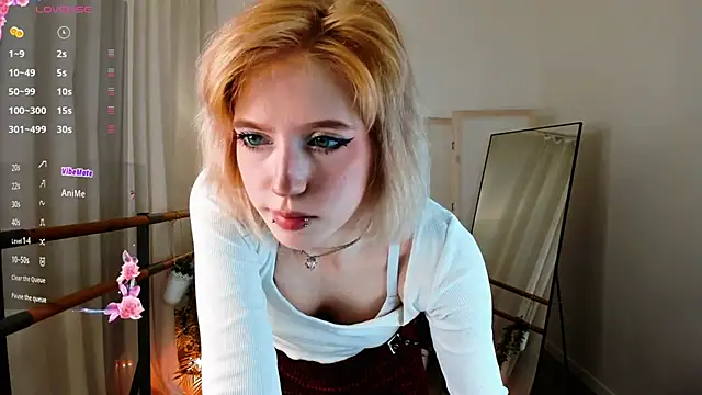 MorgyAsuna  online show from November 2025 01:36:01 PM