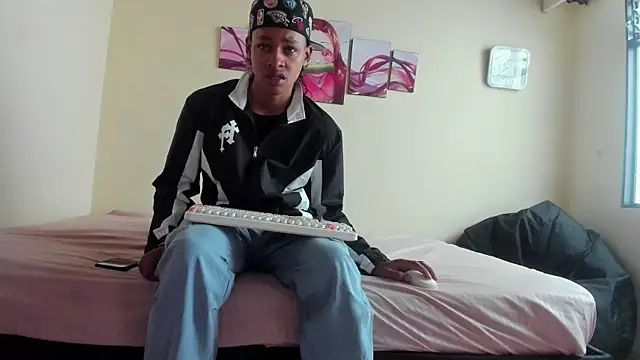 Snapshot of jordan_mm420 chatting on December 2025 08:27:01 PM jordan mm420 online show from December 2025 08:27:01 PM