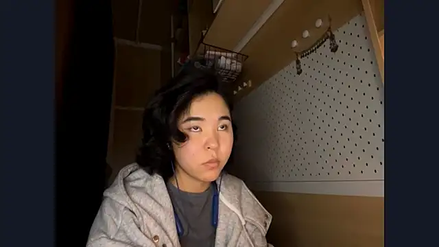 JennyCarpenter online show from April 2026 10:46:02 PM