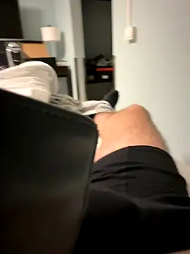 maxh08625 online show from October 2025 08:49:01 PM