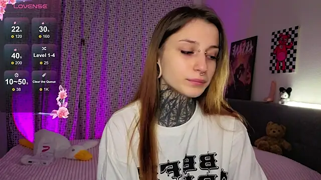 LilithPoison online show from October 2025 06:19:02 PM