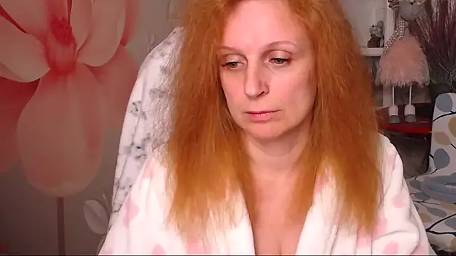 Snapshot of Venus_love1 chatting on April 2026 05:17:02 PM Venus love1 online show from April 2026 05:17:02 PM