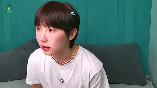 Snapshot of HeejinWang chatting on March 2026 04:25:01 AM HeejinWang online show from March 2026 04:25:01 AM