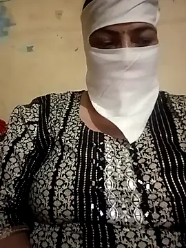 Love-890 online show from October 2025 02:19:01 PM