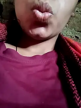 Aaisha-16 online show from December 2025 02:49:01 AM