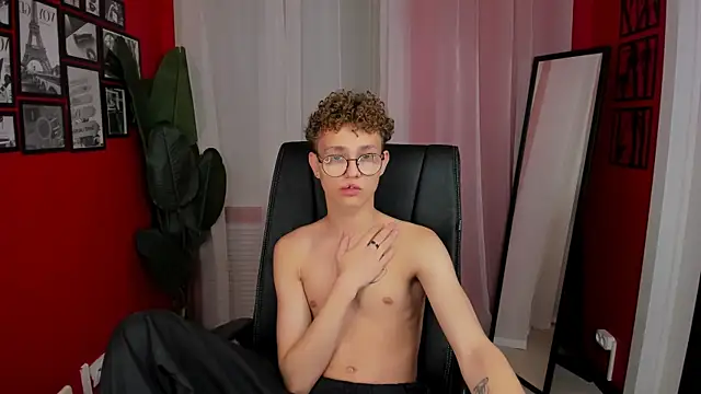 NathanCurl online show from October 2025 11:21:02 AM