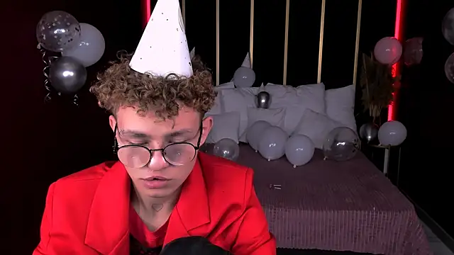 NathanCurl online show from October 2025 07:31:02 AM