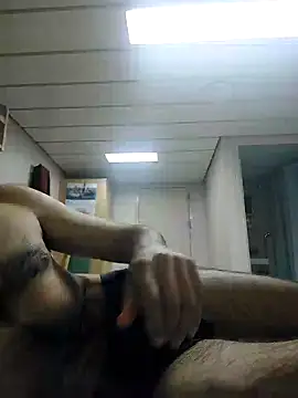 Alecumload online show from December 2025 02:02:02 PM