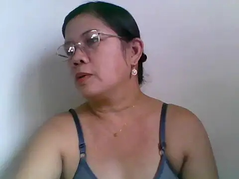 Snapshot of asian_bhebs1 chatting on October 2025 06:37:01 AM asian bhebs1 online show from October 2025 06:37:01 AM