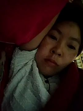 Snapshot of Siathong chatting on September 2025 10:21:01 PM Siathong online show from September 2025 10:21:01 PM