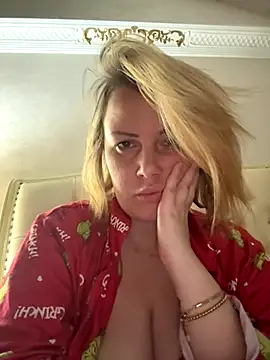 Piccolamonella29 online show from November 2025 10:37:01 AM