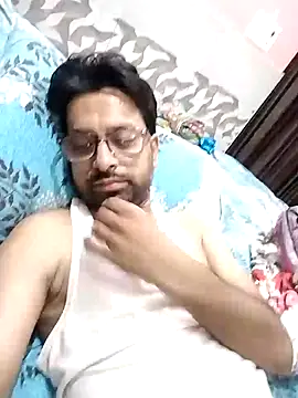 Snapshot of mohsin99272 chatting on October 2025 06:08:01 PM mohsin99272 online show from October 2025 06:08:01 PM