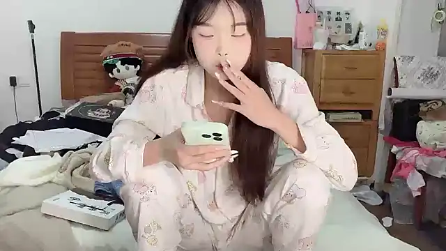 Akong11 online show from September 2025 05:18:02 PM