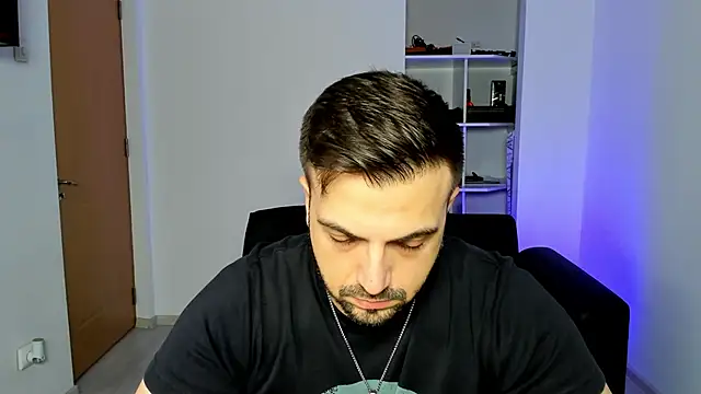 Snapshot of Jace_Thorne chatting on October 2025 05:52:01 PM Jace Thorne online show from October 2025 05:52:01 PM