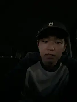 Snapshot of KAMESAN08 chatting on November 2025 08:20:01 AM KAMESAN08 online show from November 2025 08:20:01 AM